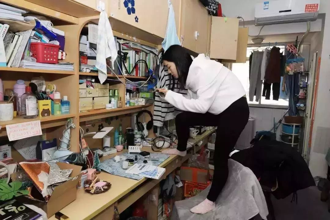 月薪上万存款为0,月薪3500存款200万