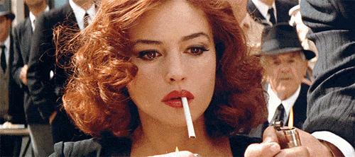 盘点影视中女明星迷人的抽烟镜头,张曼玉经典抽烟镜头