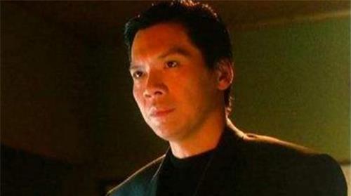 向华强的场子都敢砸！还扬言见一次打一次，这人究竟是什么来头？