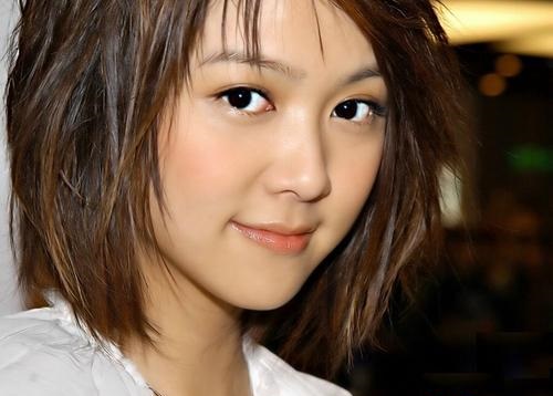 高颧骨为什么是高级脸,颧骨高的普通人