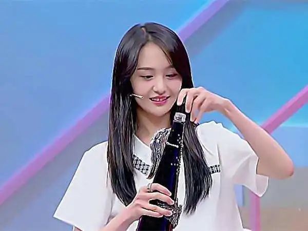 郑爽被曝日薪208万?!我的拳头硬了....