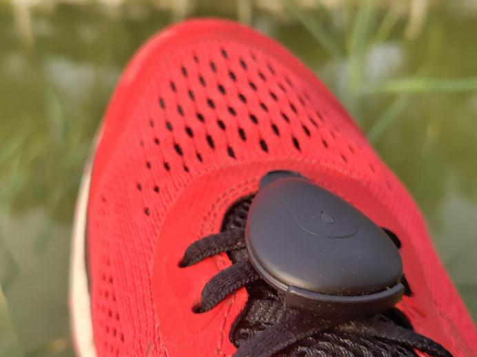 实时纠正跑姿，数据更精确：咕咚跑步精灵让普通跑鞋秒变智能