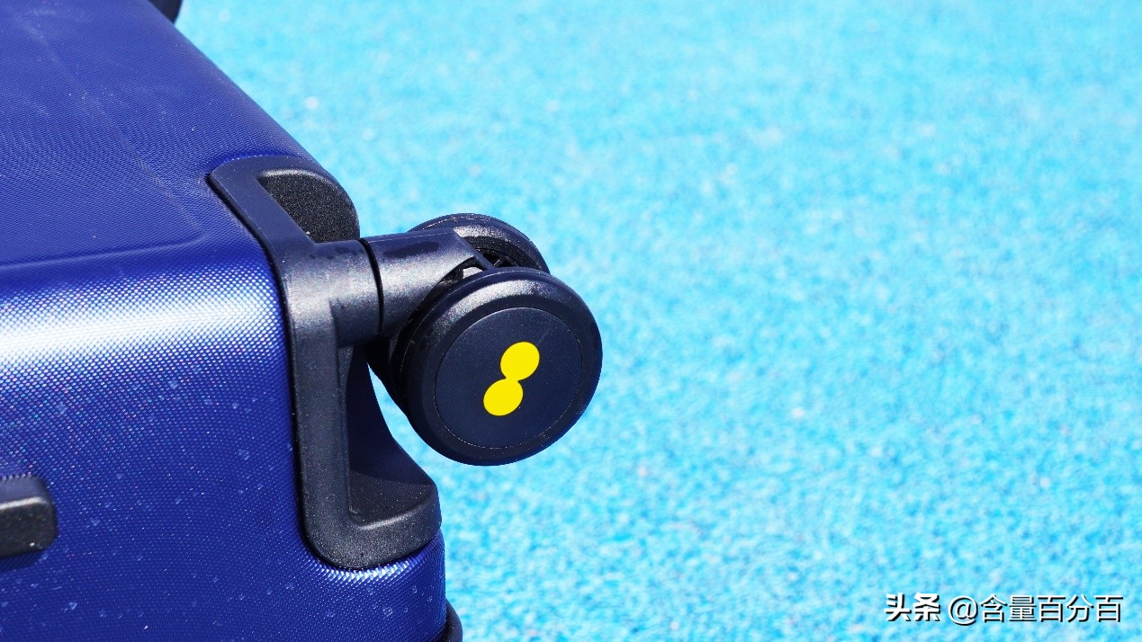 地平线行李箱与小米行李箱对比,地平线8号行李箱和90分行李箱