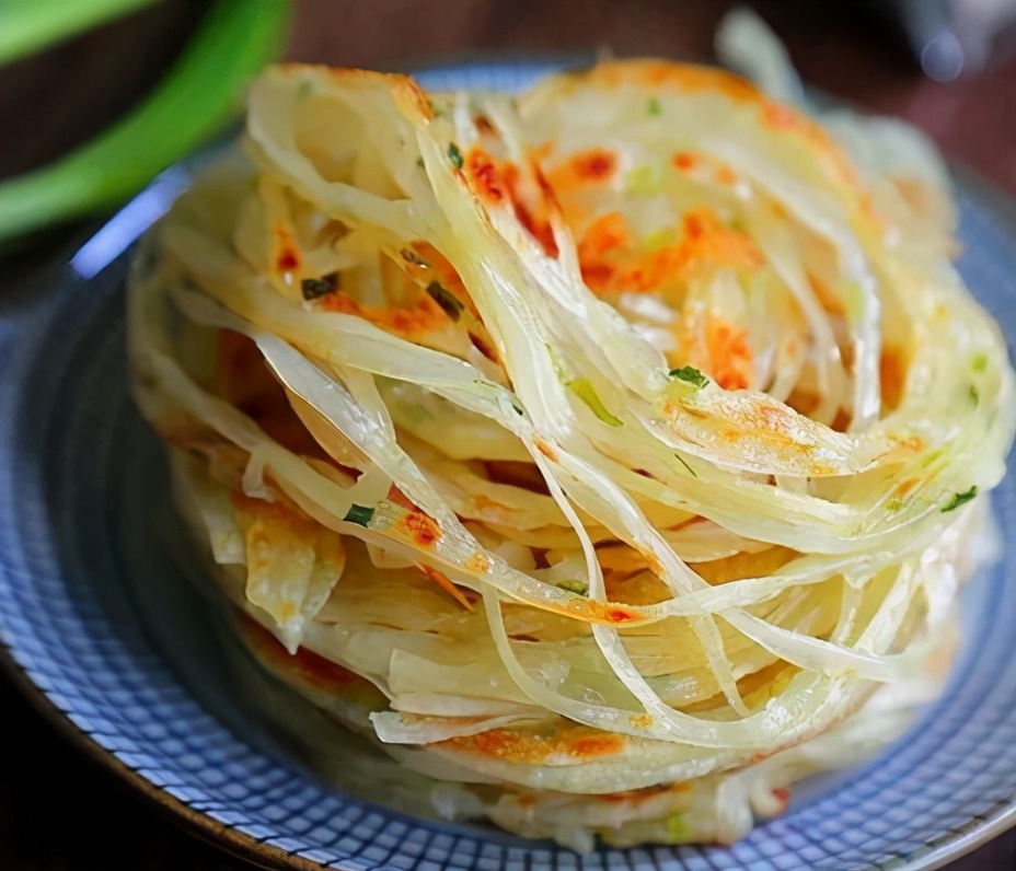 包饺子剩余的饺子皮怎么做,包剩下的饺子皮可以怎么做才好吃