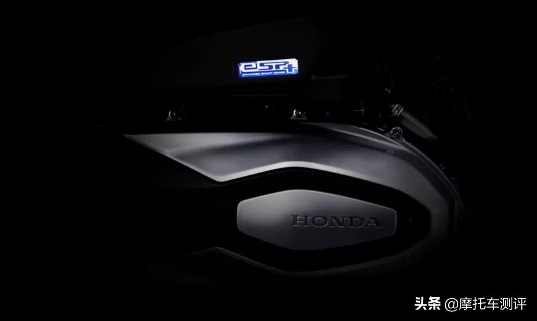 最新！约合人民币3.8w+，HondaForza350泰国上市