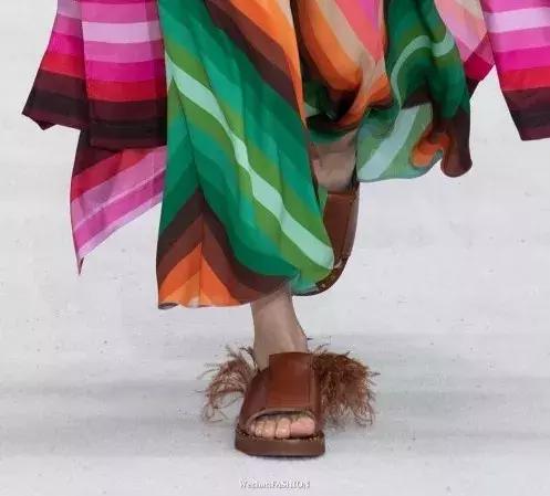 刘雯倪妮高级感,刘雯倪妮gucci完整版