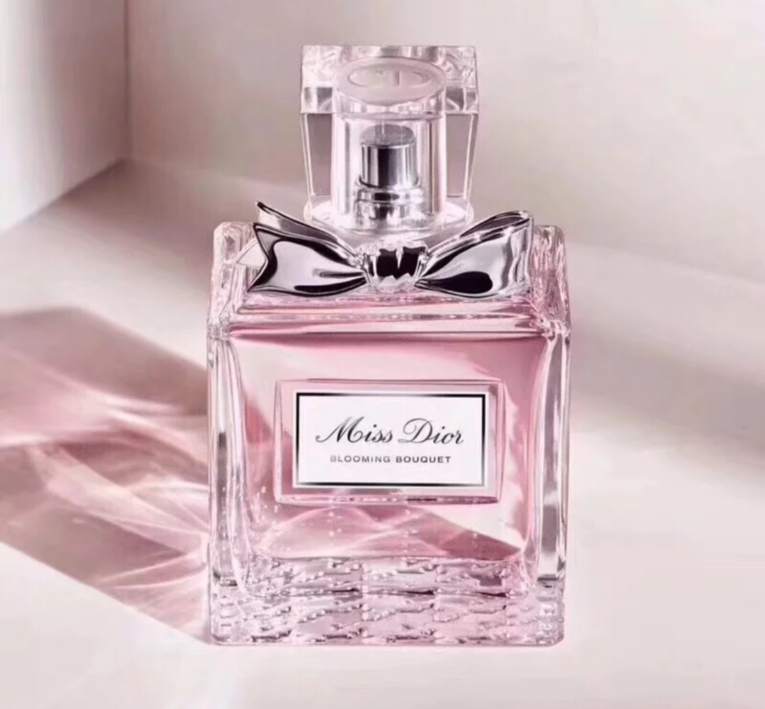 哪些香水比较独特而且还不甜腻,哪款香水适合女人味十足