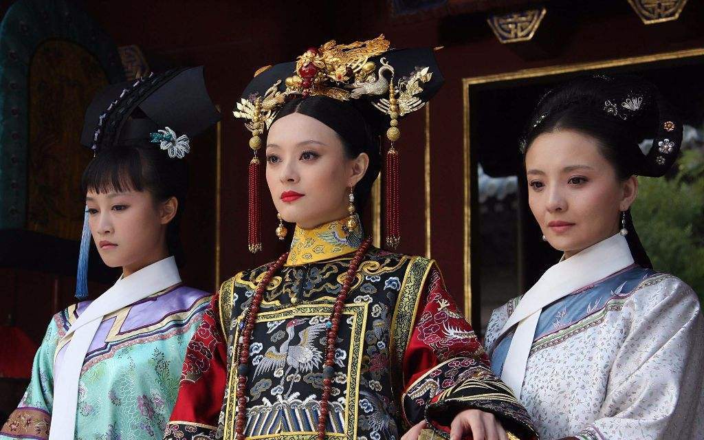 豆瓣评分9.5以上的国产电视剧潜伏,豆瓣评分9.5以上的国产电影有哪些