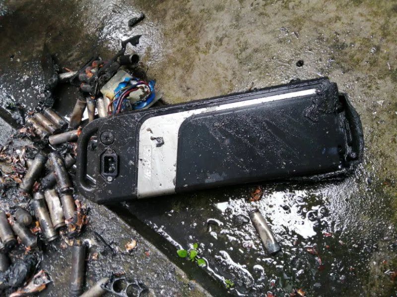 电动车充电安全隐患及预防措施,电动车充电器起火注意事项