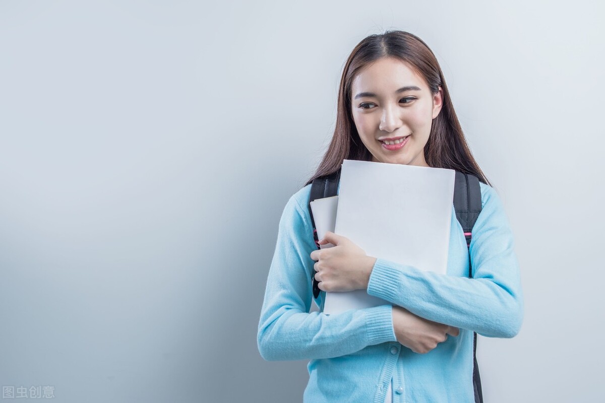 治痘用异维a酸软胶囊有效果吗,异维a酸软胶囊吃多久才不会长痘