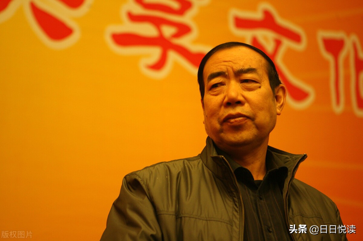 贾平凹散文的缺点,贾平凹怎么走上写作之路