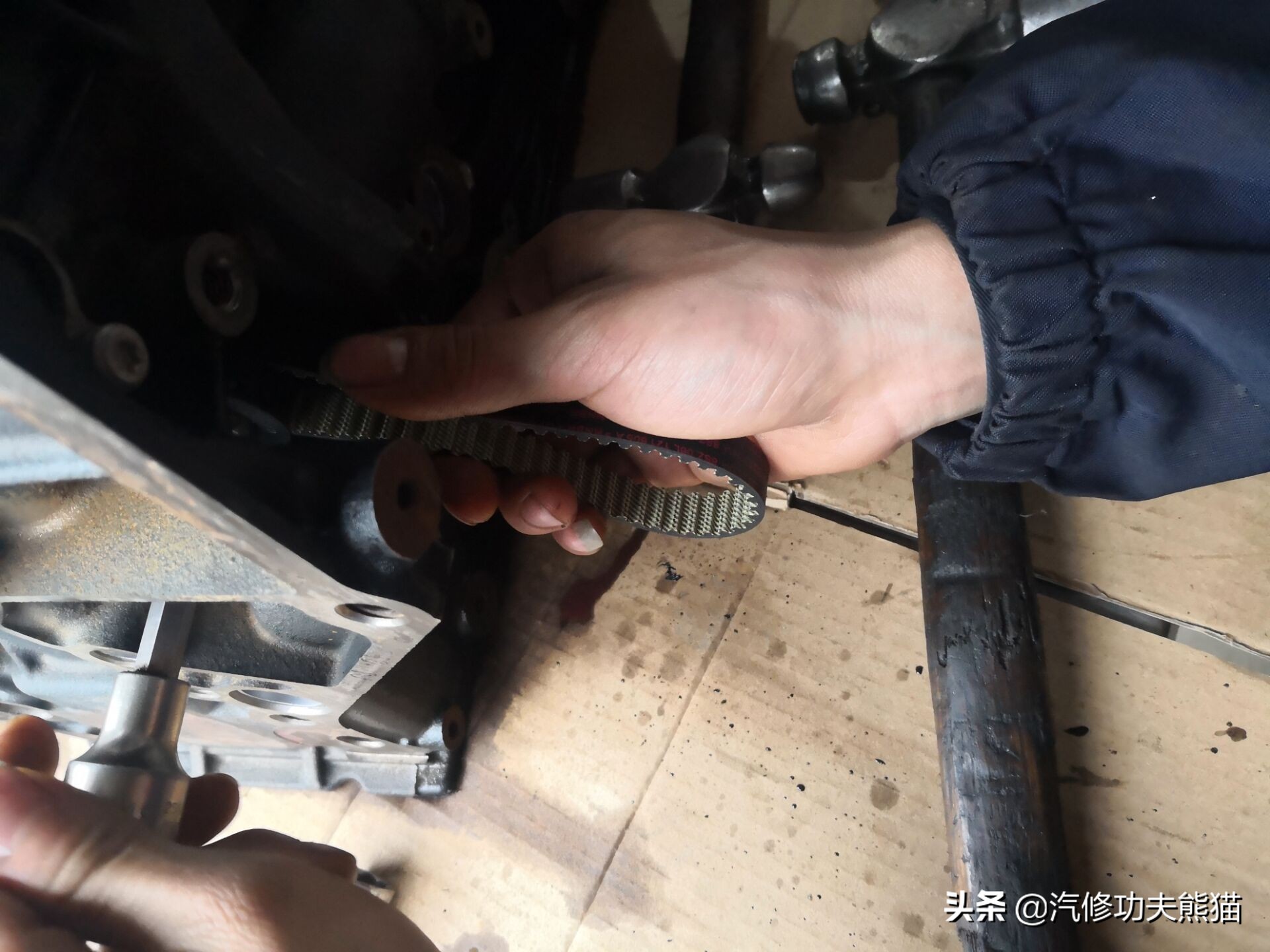 奥迪第三代ea888怎么还烧机油,奥迪的三代ea888烧机油吗