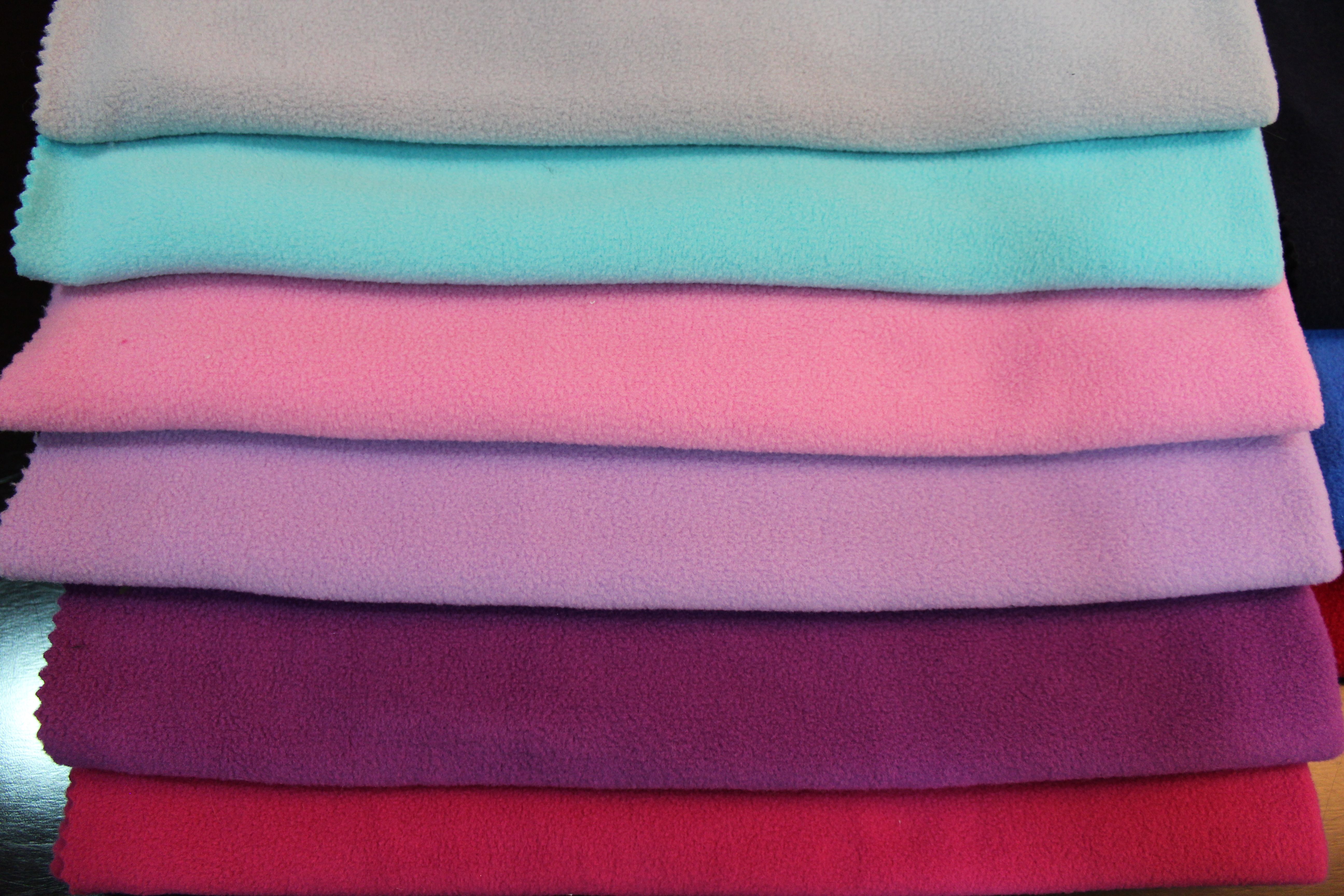 纺织人不一定全都知道的摇粒绒的成分、分类和常见问题!