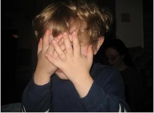 妈妈好黑,如何让小孩儿克服恐惧