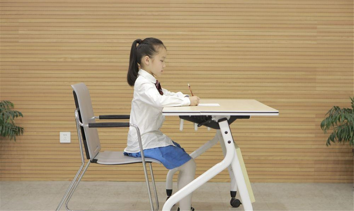 从小就抖腿是什么毛病,从小就抖腿