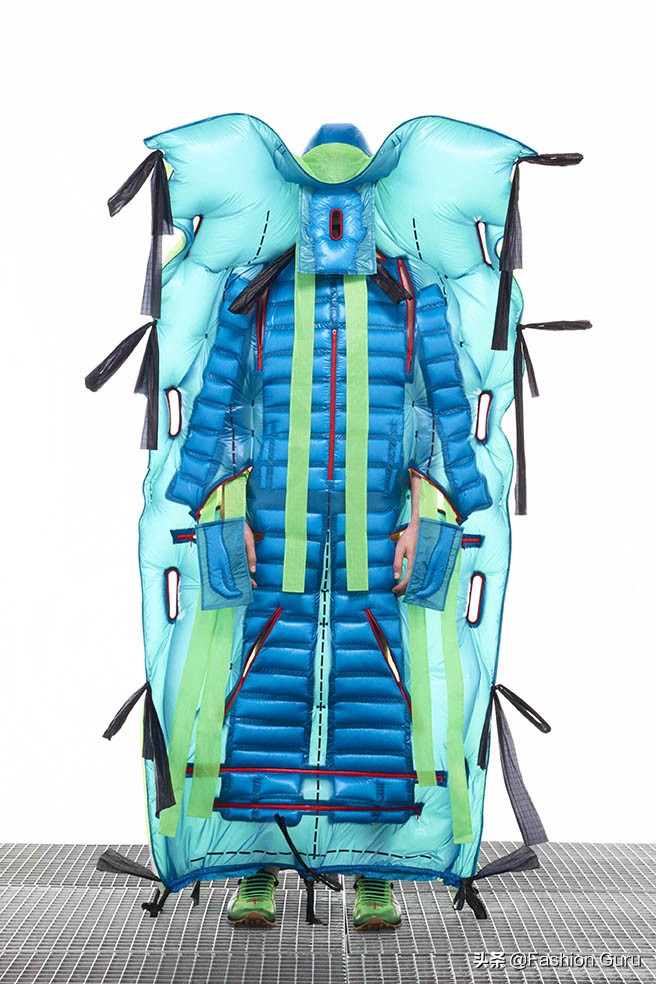 moncler盟可睐红色,moncler盟可睐女款绿色