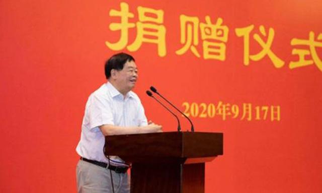 曹德旺的创业历程视频详讲,曹德旺创业励志正能量视频