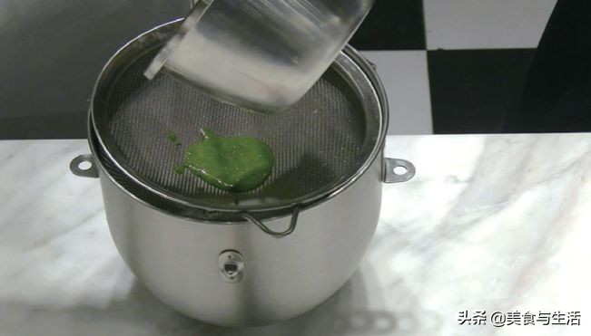 日销过万，上架就爆火的抹茶马卡龙，快跟日本西点大师学起来