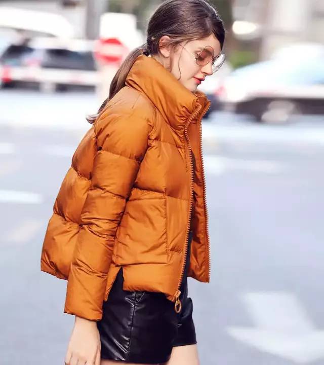 不骗你，今年欧版棉服彻底火了，比皮草还洋气，保暖实惠，真的美