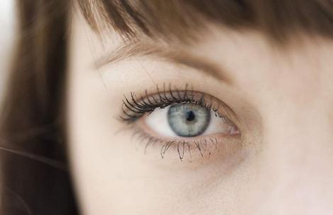 突然眼花模糊看不清按什么穴位,眼花视物重影按压什么穴位