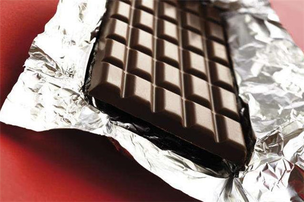 巧克力选购有讲究,买巧克力一定要看清楚日期