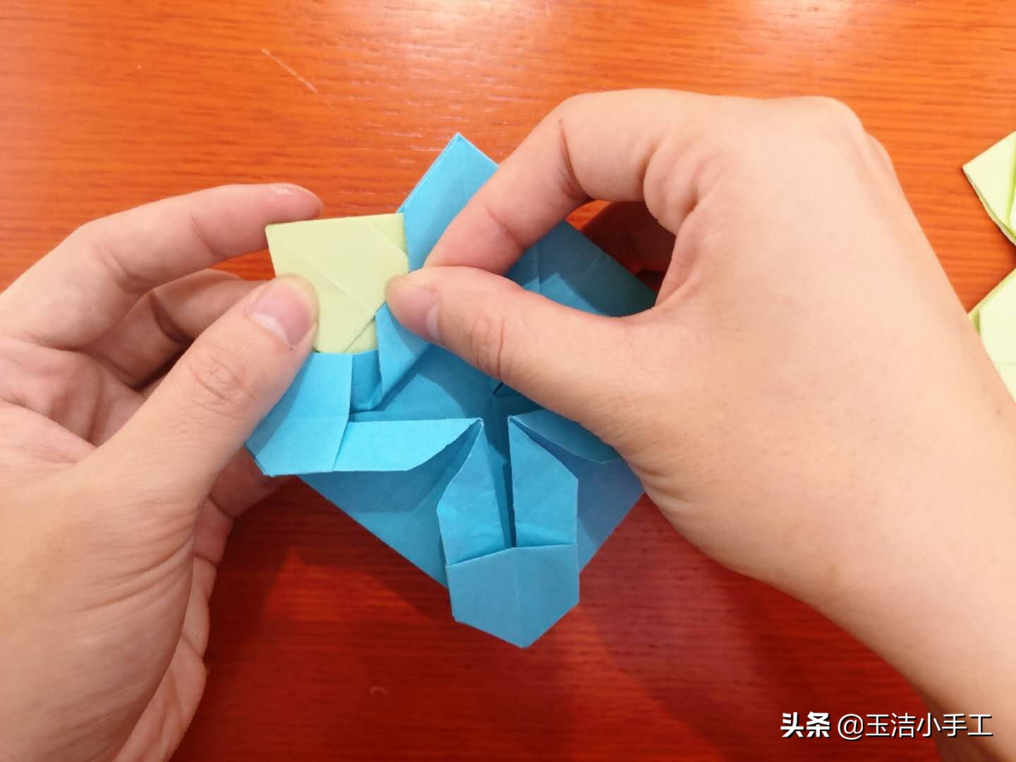 花篮纸折法超级无敌慢动作,花篮怎么折只用正方形的纸