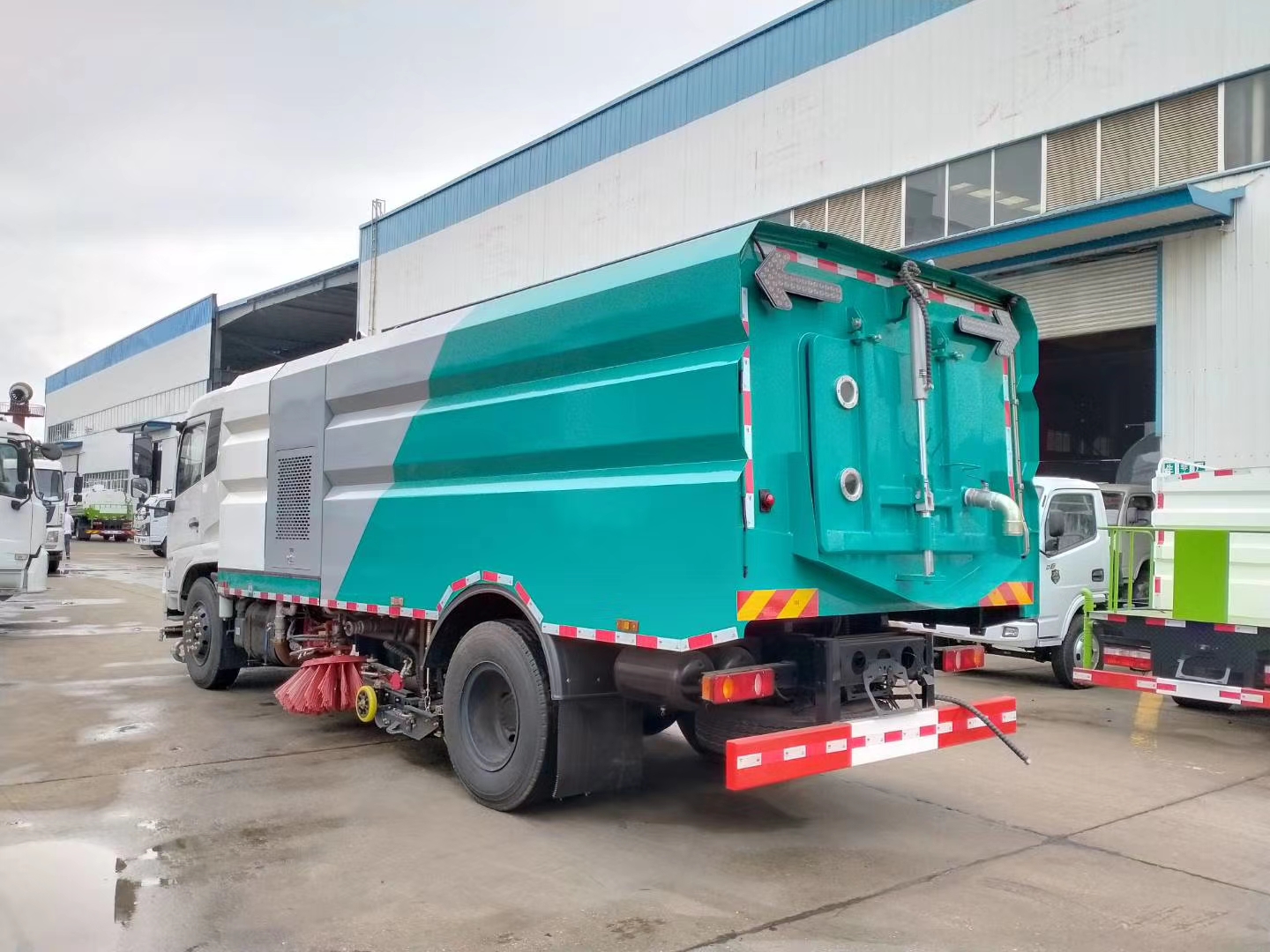 东风天锦洗扫车操作介绍,东风天锦洗扫车各个按键功能介绍