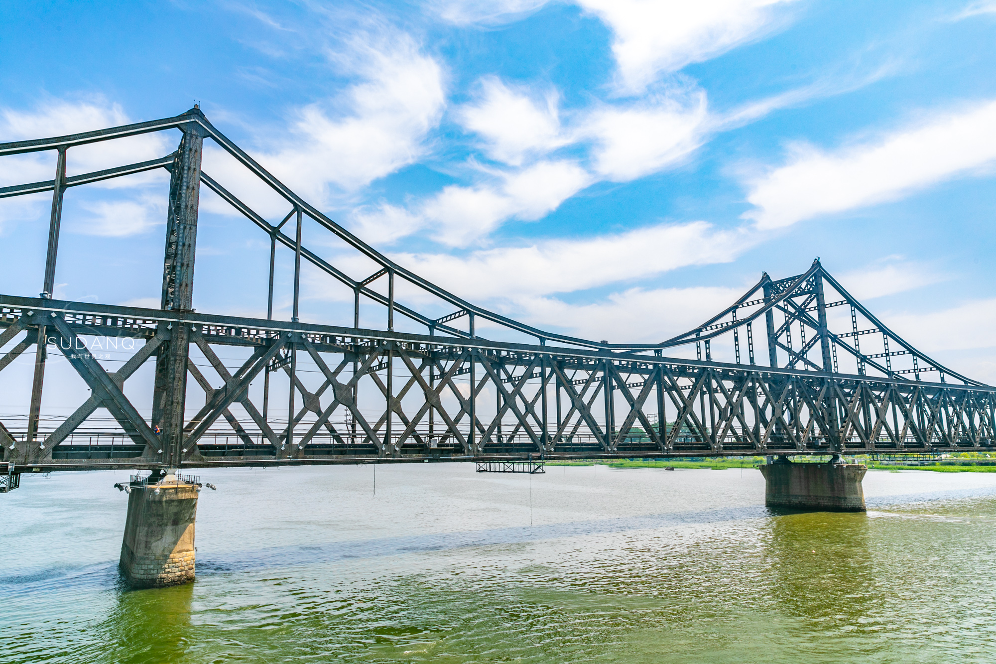 杭州断桥诗情画意，丹东断桥意义非凡：见证了抗美援朝的沧桑历史