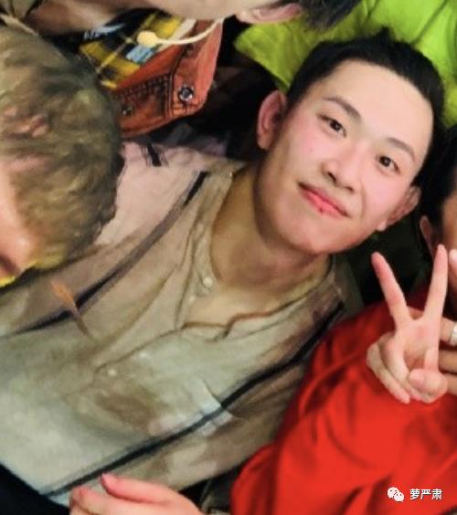 易烊千玺和周冬雨私下关系好吗,易烊千玺和周冬雨关系好吗