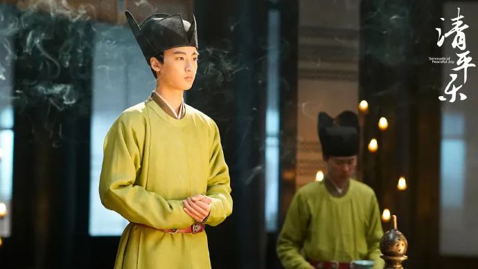 小孩子说你脚臭你该怎么怼,当众吐槽女生脚臭被骂惨