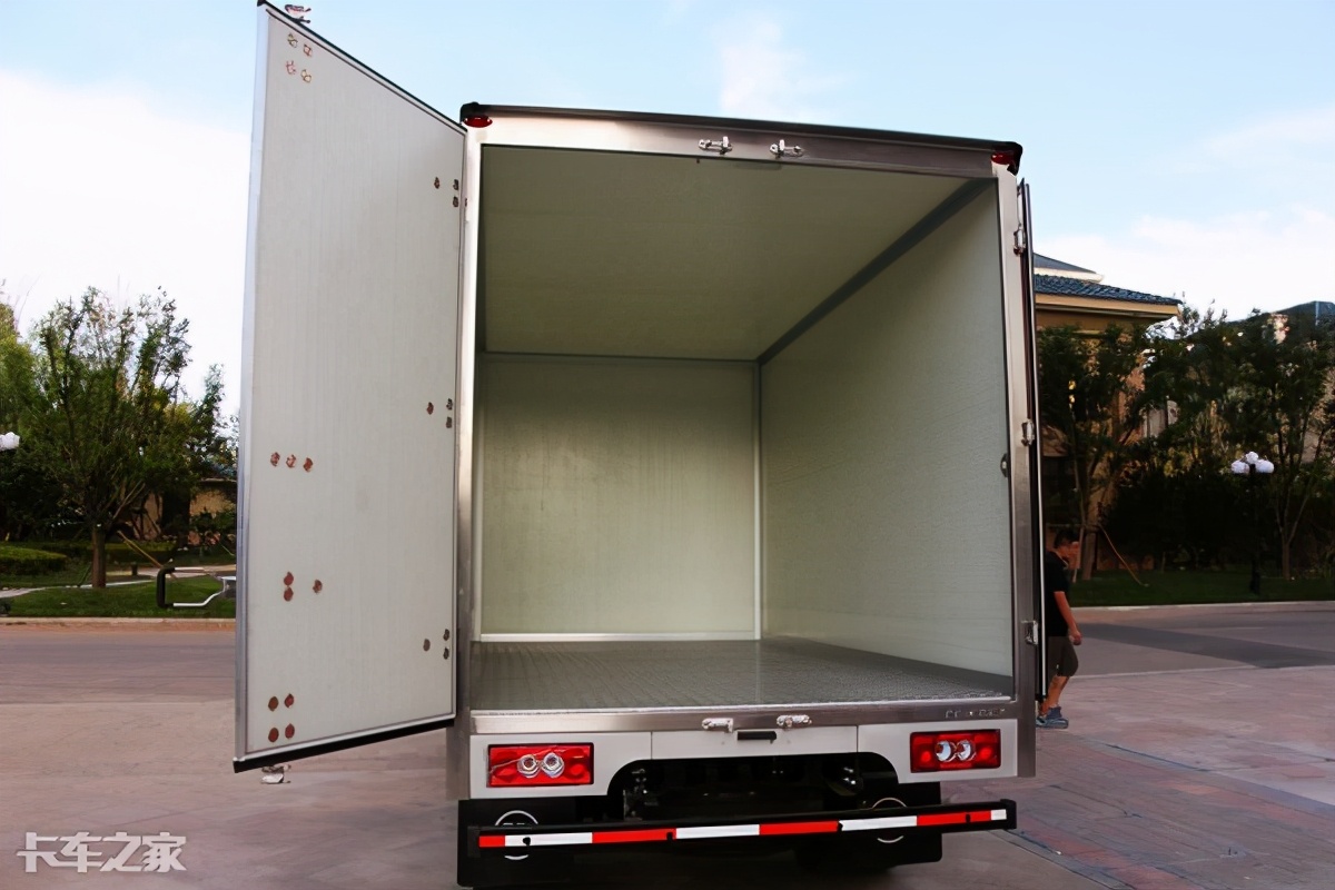 奥铃cts143马力能拉6吨吗,奥铃cts143马力几吨后桥