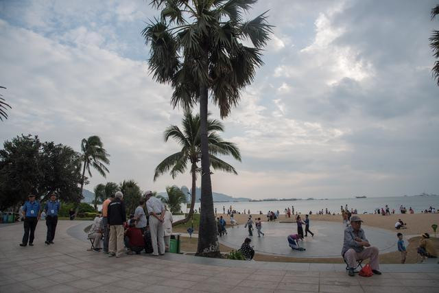 三亚哪里的海景最美,三亚的海边夜景真的很美