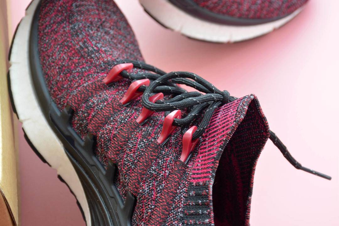 米家运动鞋4代和3代有什么区别,米家云弹运动鞋