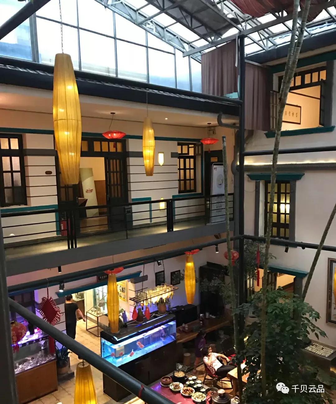 排队半个小时只为吃上一口鳗鱼饭,排队都吃不上的私房菜