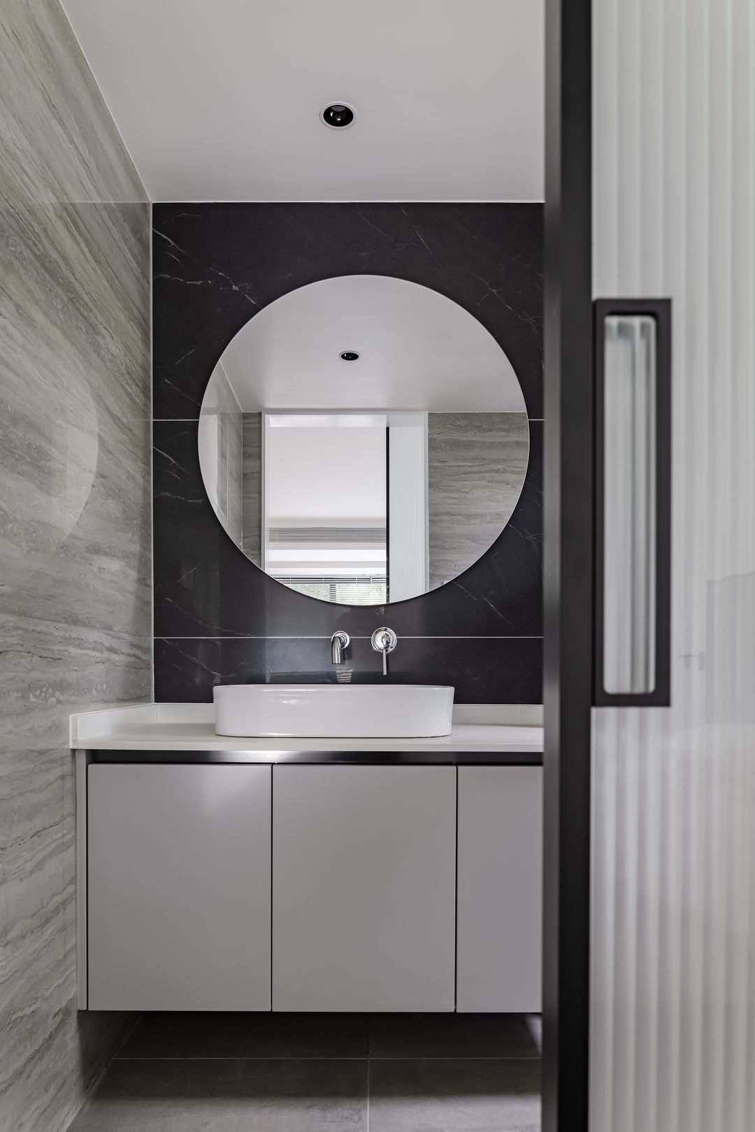 极简舒适的20平米小家,极简主义温馨的家