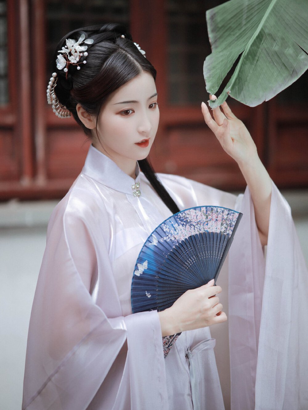 为什么别人穿汉服很好看,你穿却像睡衣?主要是这2个地方做错了