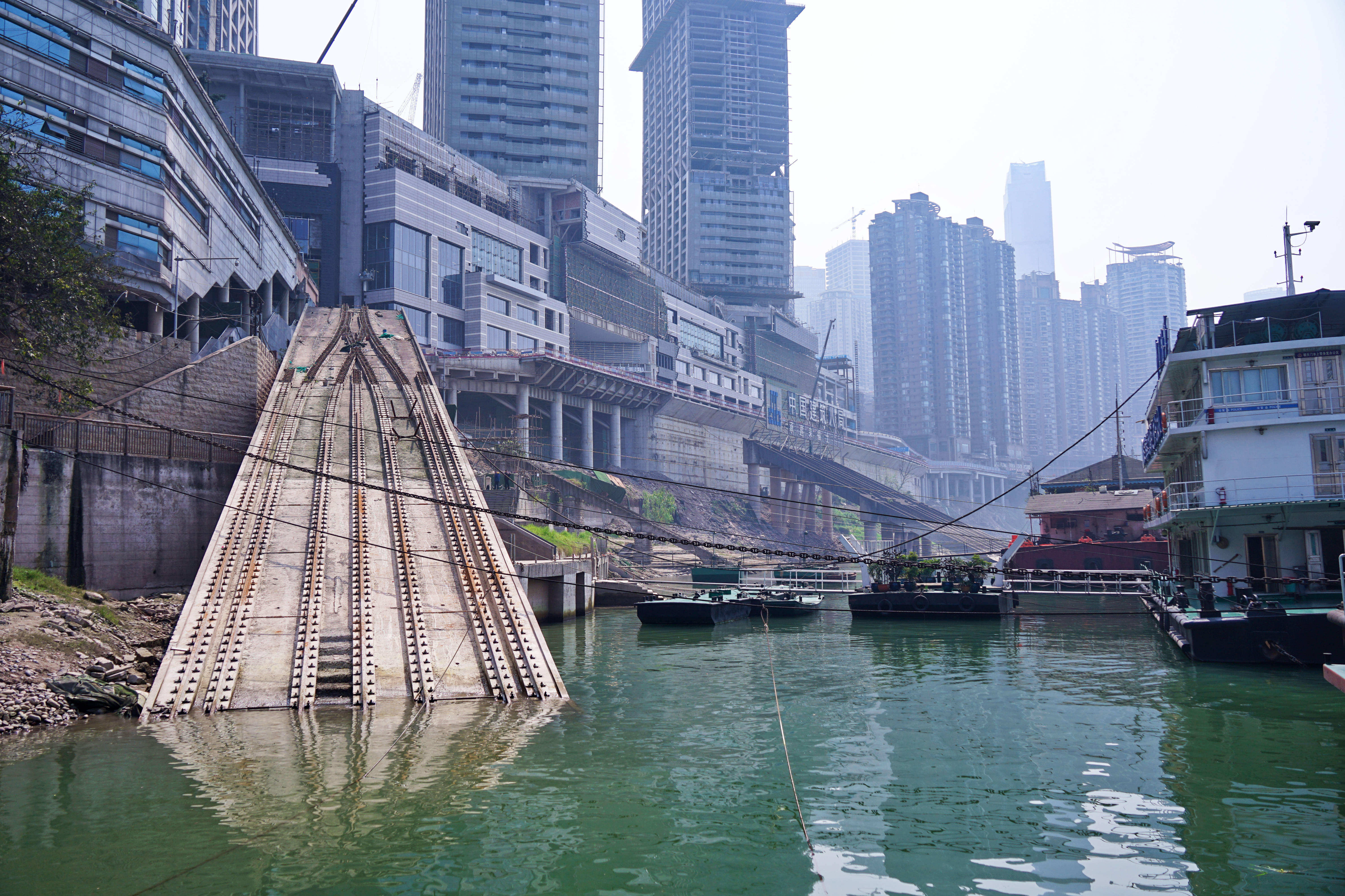 重庆朝天门7号码头经典游,重庆怀旧轮渡最佳路线