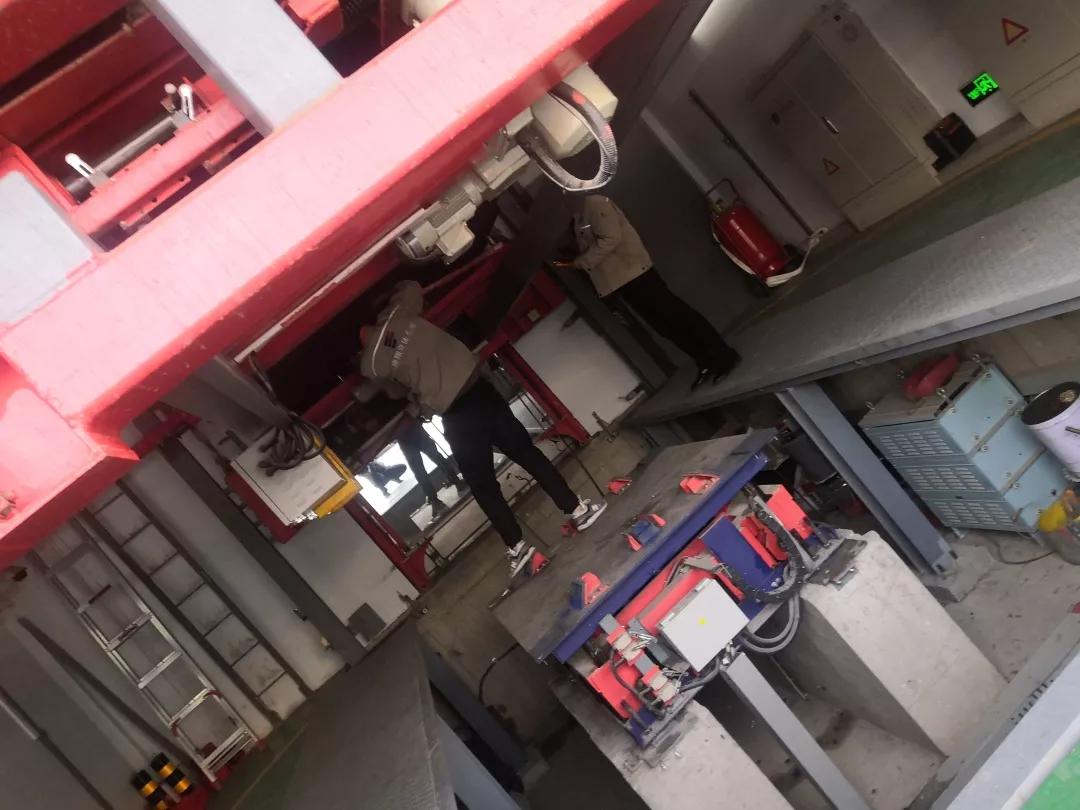 隆翔云库:共克时难,冲锋在前,众志成城,抗击疫情