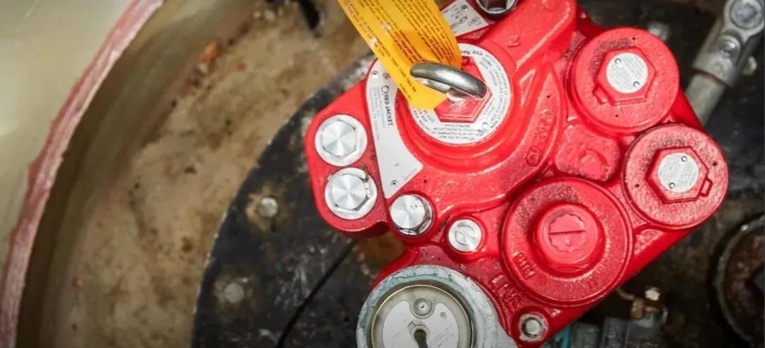 加油机出油慢的原因怎么维修视频,设备油品管理