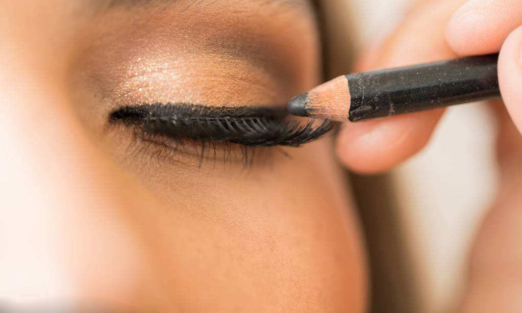 眼线笔推荐不伤眼睛,单眼皮眼线笔初学者推荐