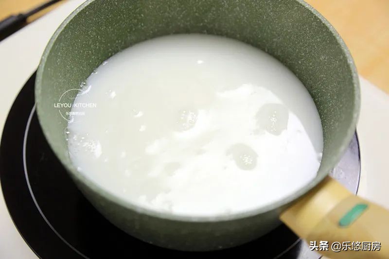 老冰棍最简单的做法只用白糖和水,怎么做老冰棍雪糕只用水和糯米粉