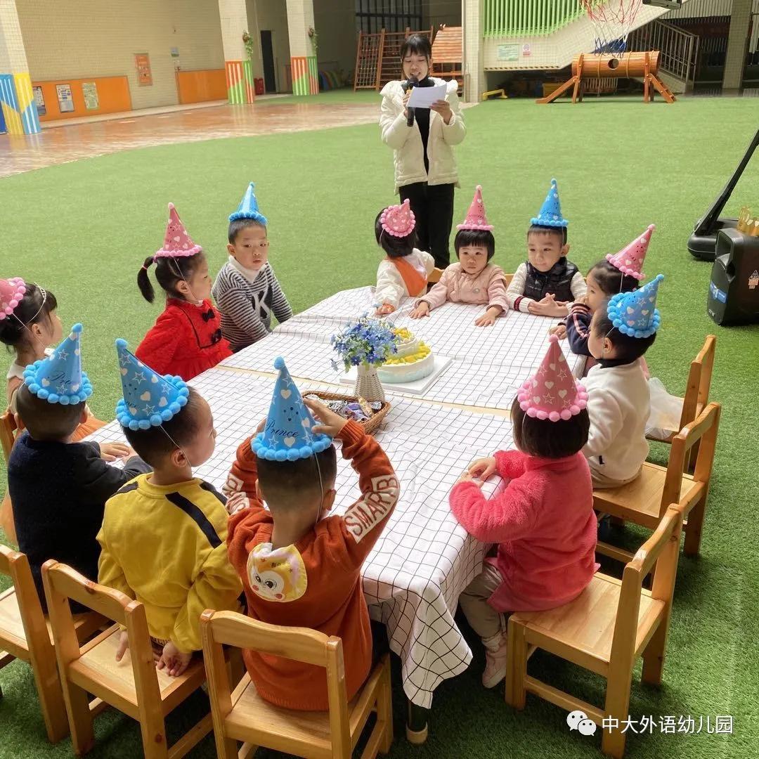 鑼傚悕璇轰簹鑸熶腑澶у璇辜鍎垮洯,鑼傚悕璇轰簹鑸熷辜鍎垮洯