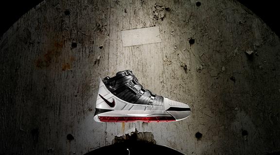 勒布朗詹姆斯球鞋全系列,洛杉矶新王