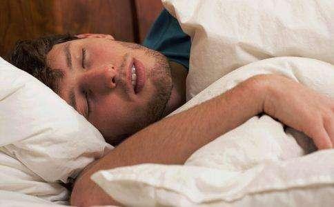 男性雄性荷尔蒙旺盛对异性吸引力,雄性荷尔蒙旺盛的男性特点