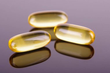 维生素e直接涂到面上还要洗掉吗,维生素e为啥越抹脸越暗沉