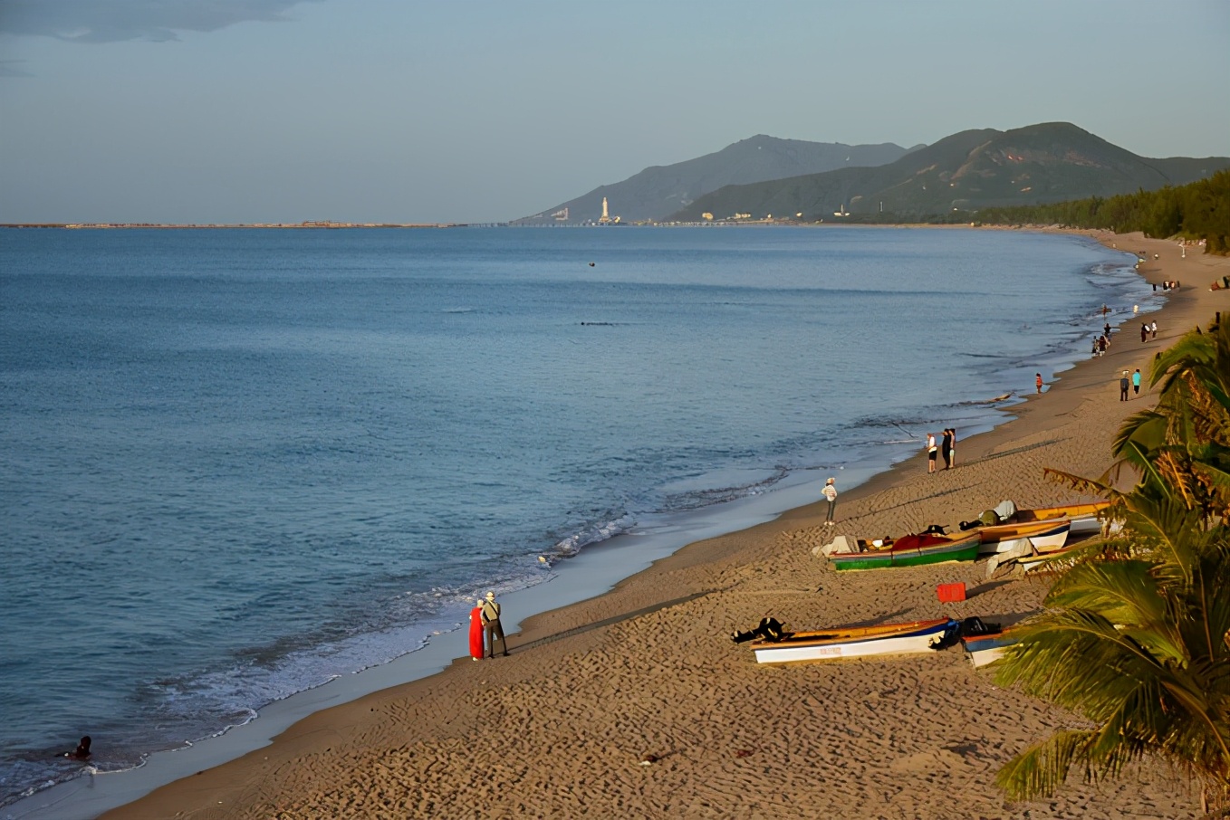 来三亚必吃的海南菜,三亚旅游在哪里吃海南菜