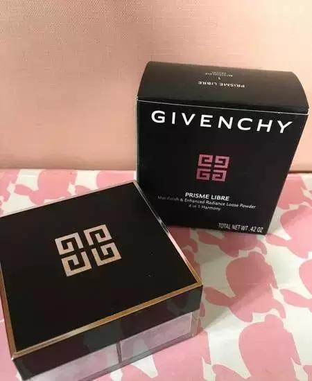 老是抱怨脱妆你选对定妆产品了吗,好用的大牌定妆产品