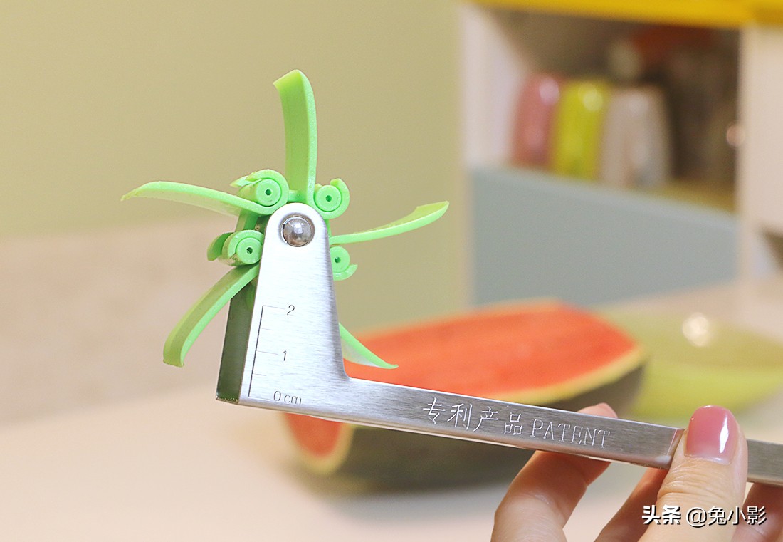 西瓜切块神器真的好用吗,西瓜切小块神器吐槽