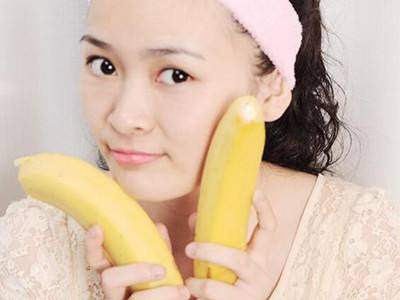 脸部泛红有小红斑怎么改善,脸上泛红还有小红豆豆怎么修复