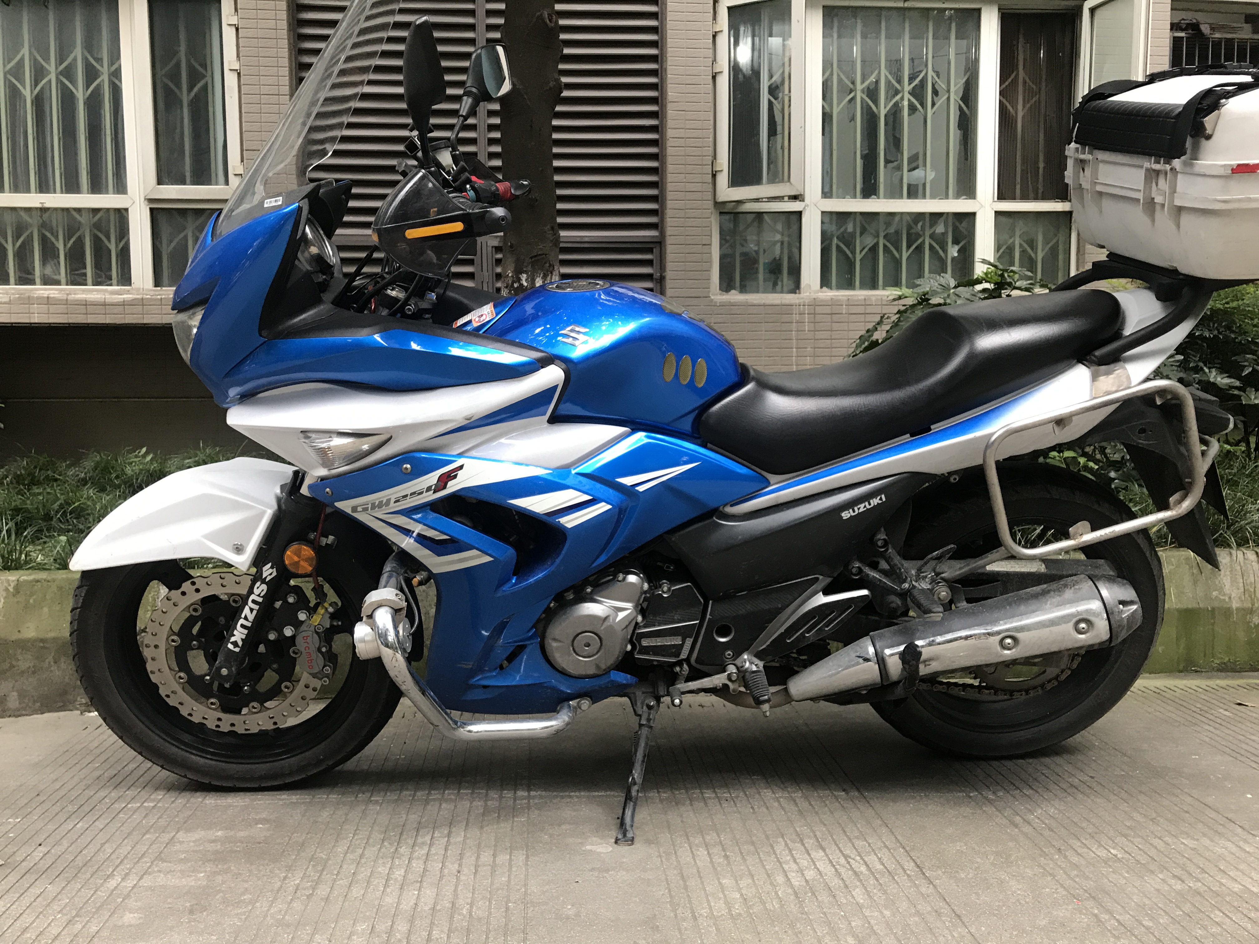 新款的gw250和老款的骑行感受,gw250普通版与f版的骑行感受